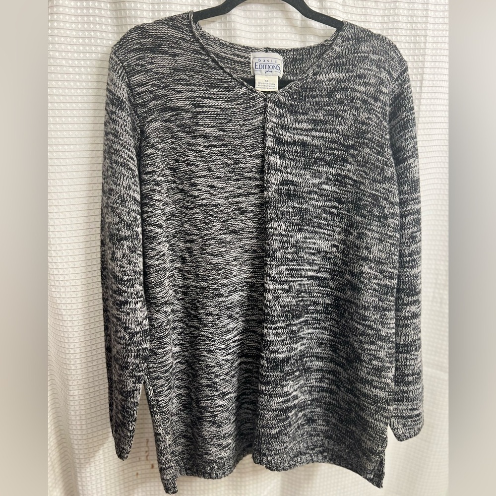 Basic Editions Plus Black & White Heathered Pullo… - image 4